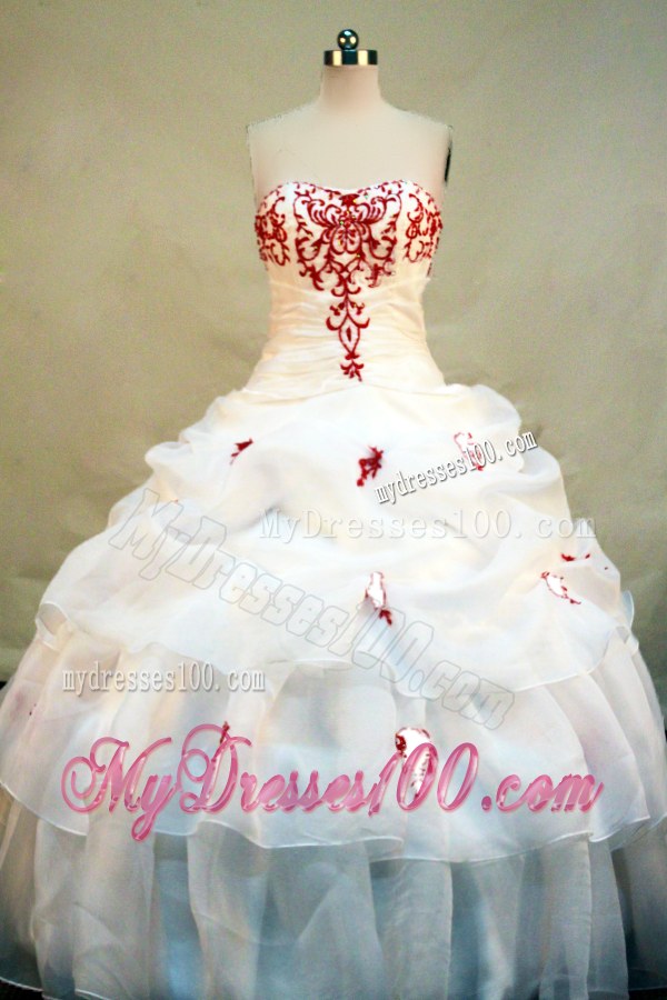 Red Embroidery Sweetheart Ruching White Quinceanera Party Dress